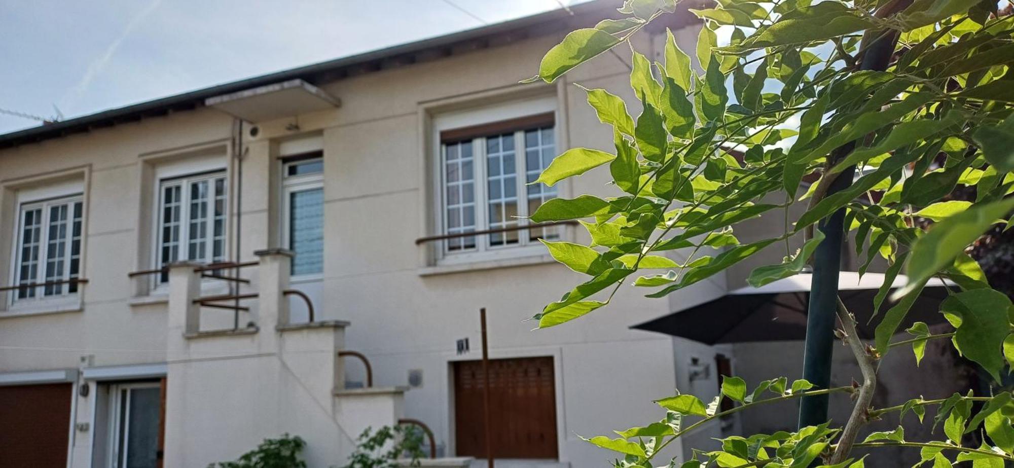 Metro - Sac A Dos - Dodo Chez Leontine 2 Ch Parking Wifi Fo Villa Colombes  Exterior photo